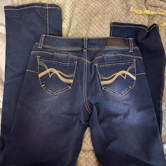 Jeans - Picture 3 of 6